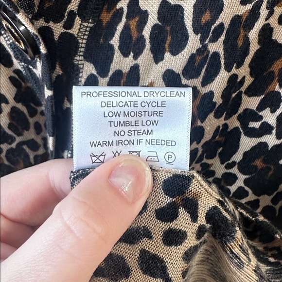 Tory Burch Animal Print Cardigan in Black and Tan Size Small - Picture 5 of 5